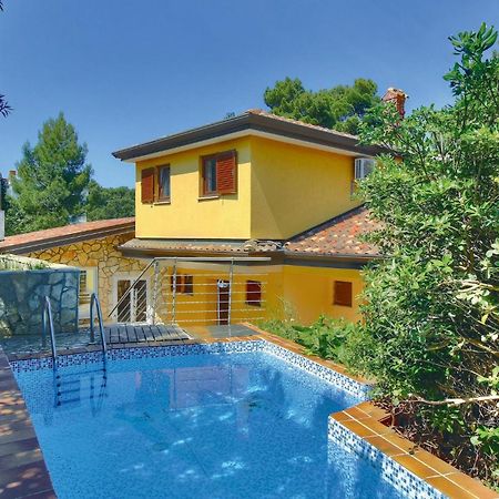 3 Bedroom Gorgeous Home In Buje Exterior photo