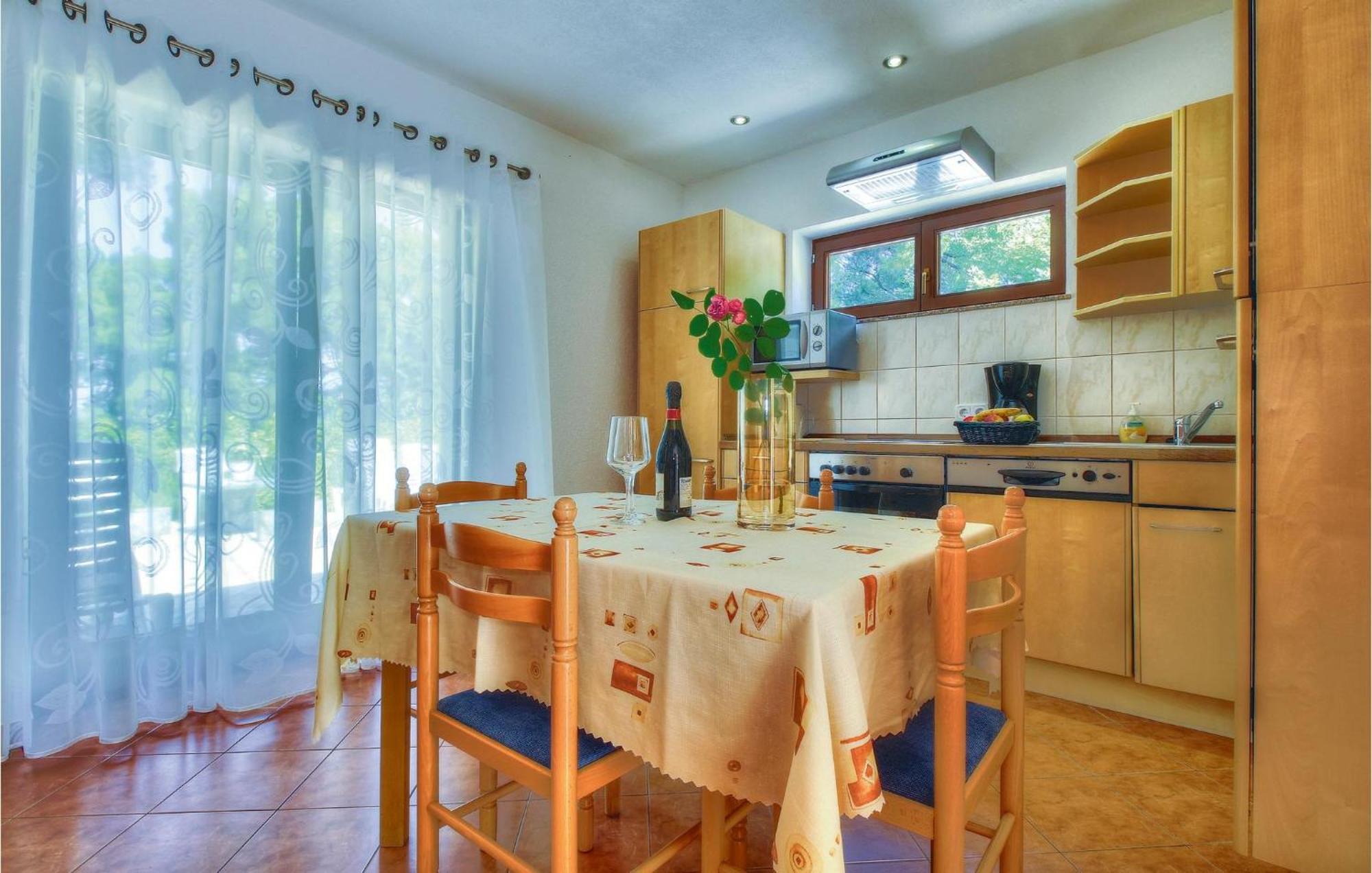 3 Bedroom Gorgeous Home In Buje Exterior photo