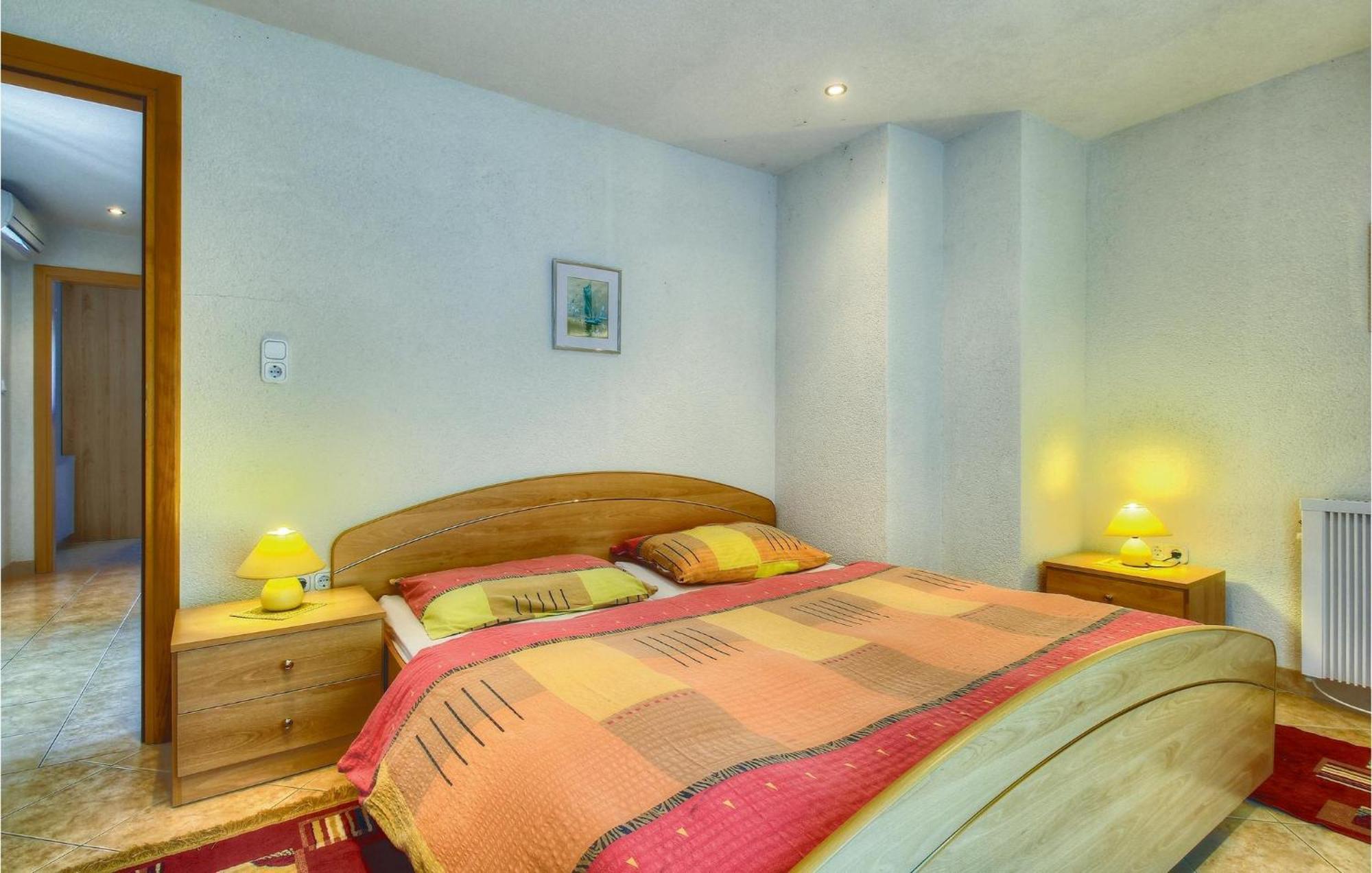 3 Bedroom Gorgeous Home In Buje Exterior photo